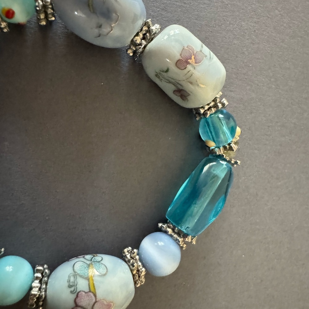 Blue Beaded Bracelet - Picture 4 of 8